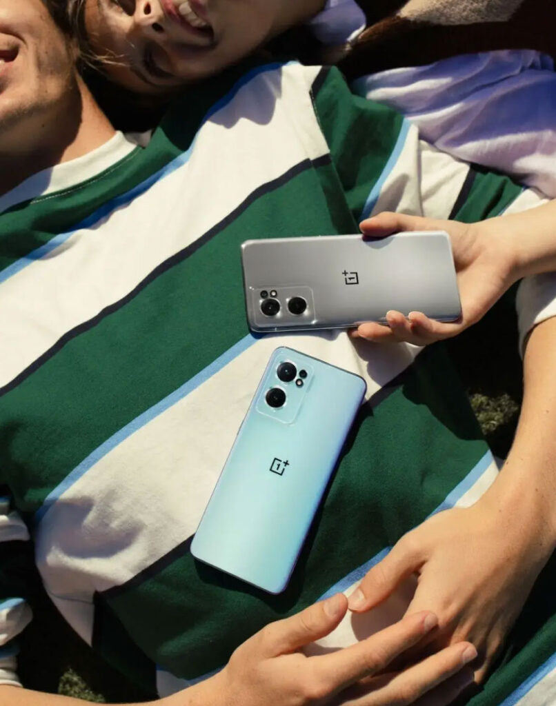 oneplus-key-image-couple